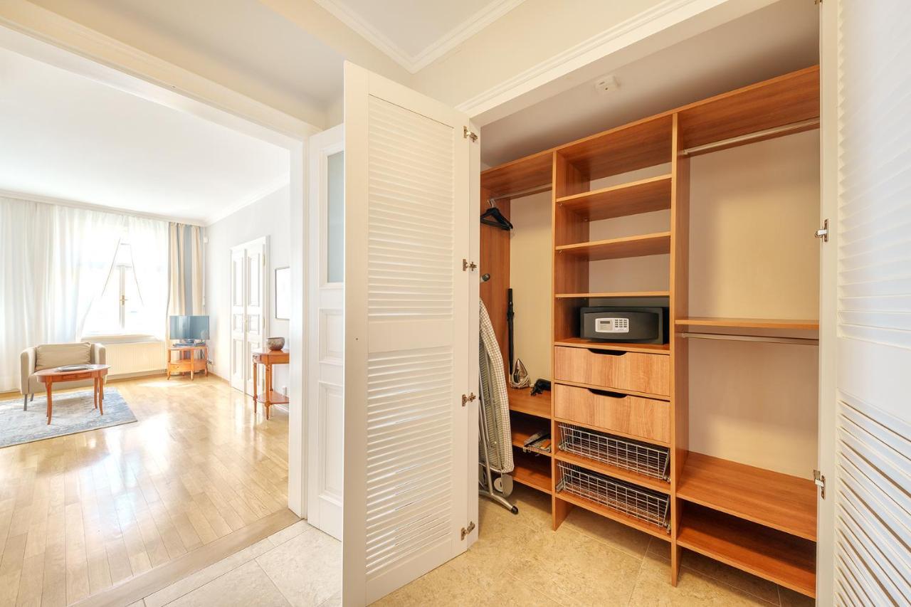 Hunger Aparthotel Praha
